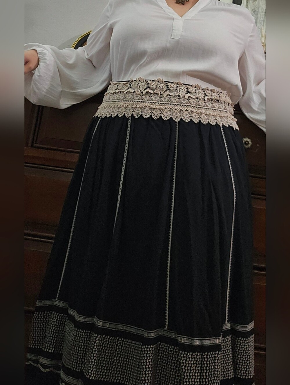 Peter Nygard Black Midi Skirt with Cream Embroidery
